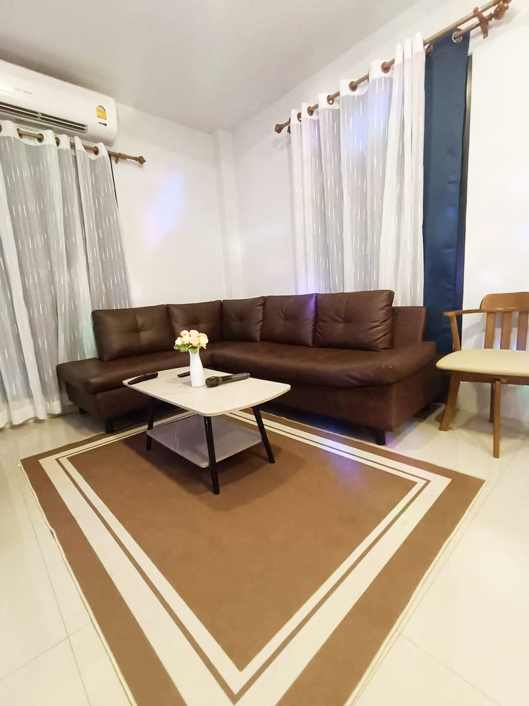 12 - https://พูลวิลล่าพัทยาราคาถูก.com | สุขสบาย พูลวิลล่า พัทยา, 3 ห้องนอน 3 ห้องน้ำ, ใกล้หาด 6 กม. เริ่ม 4,900 บาท/คืน มีสระ, คาราโอเกะ, โต๊ะพูล และสิ่งอำนวยความสะดวกครบครัน